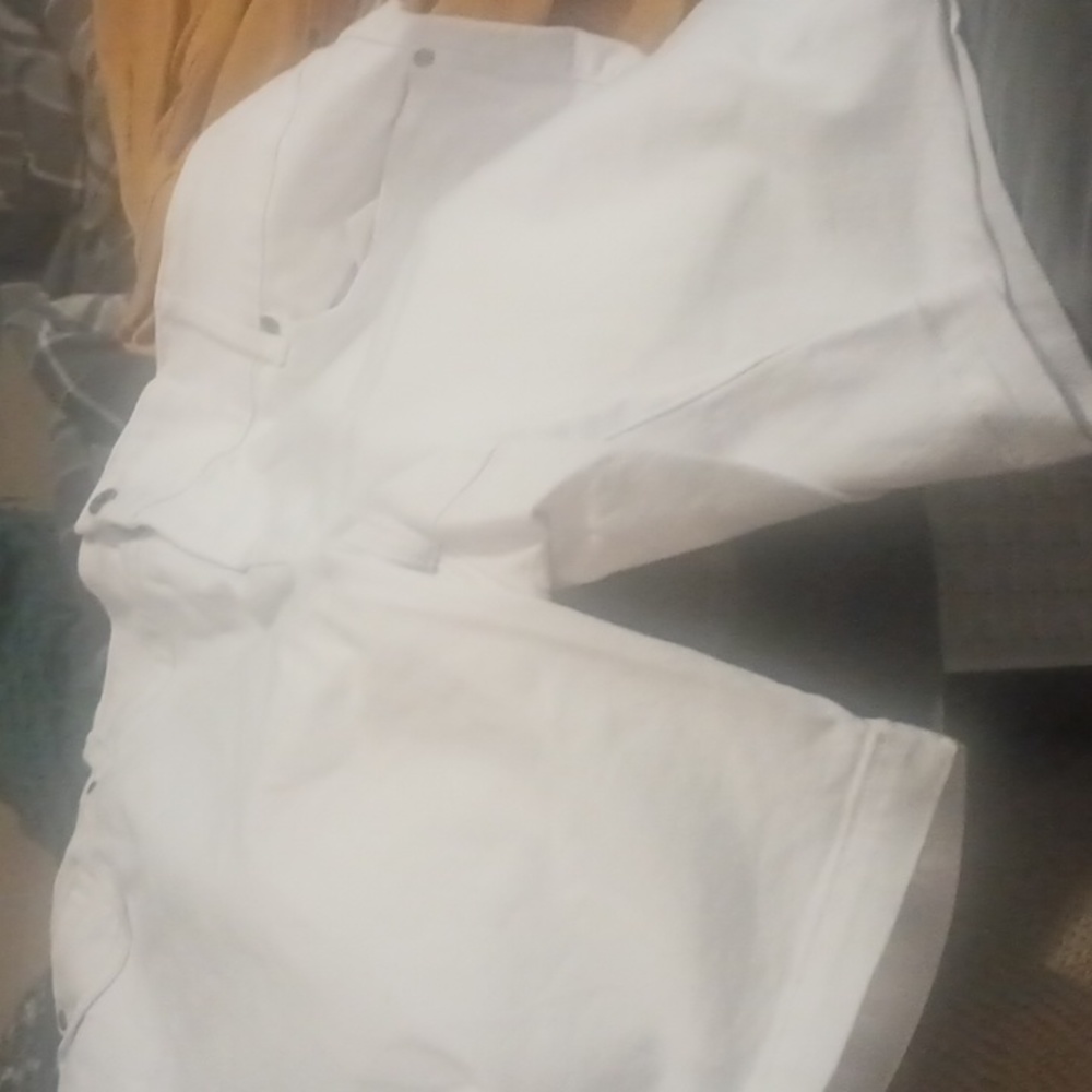 Plus size women's shorts